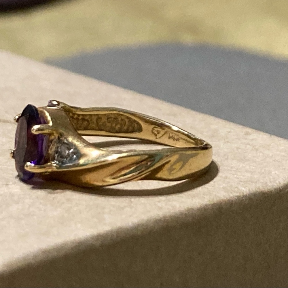 Amethyst 14k Gold oval birthstone diamond accents ring sz3 - Picture 3 of 7